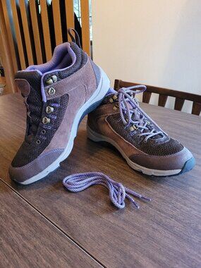 Vionic Womens Cypress Trail Walker